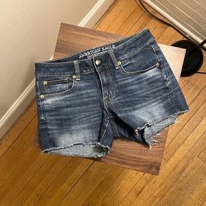 American Eagle “Shortie” Jean Denim Shorts (2)